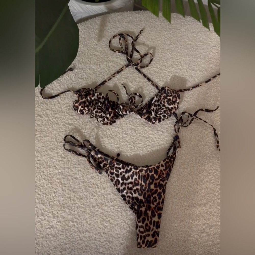 Leopard print bikini
